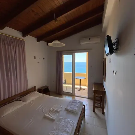 Eolia Beachfront Apartment