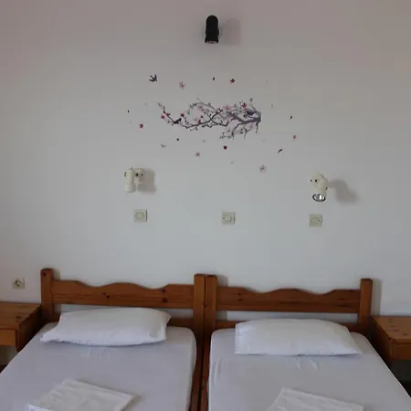 Eolia Beachfront Apartment Plakias